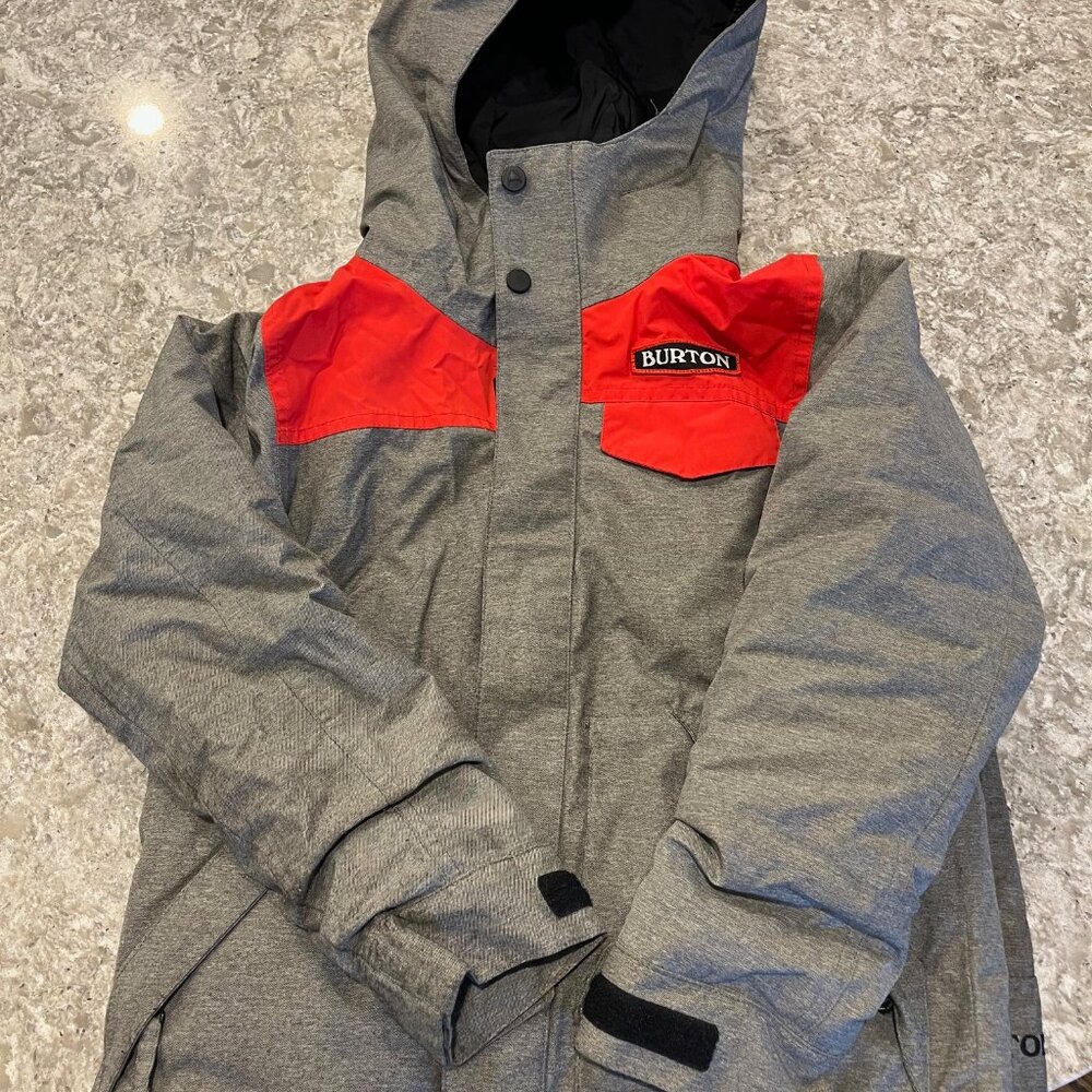 Burton boys size s ski/snowboard jacket